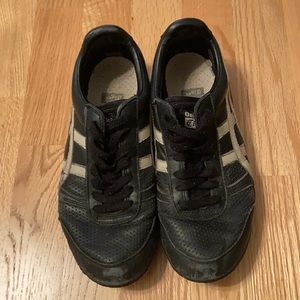 men’s Onitsuka Tigers